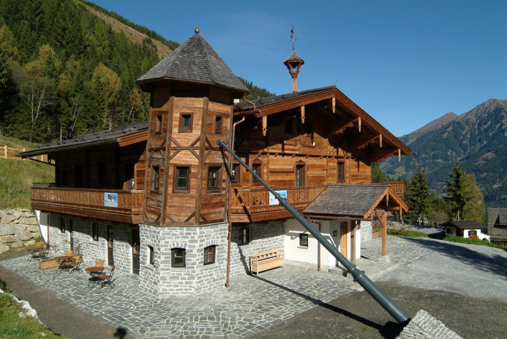Mondi Schiefe Alm Gastein *